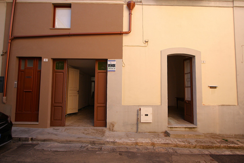 casa indipendente in vendita a Parabita