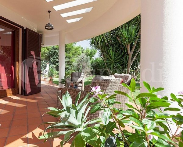 casa indipendente in vendita a Parabita