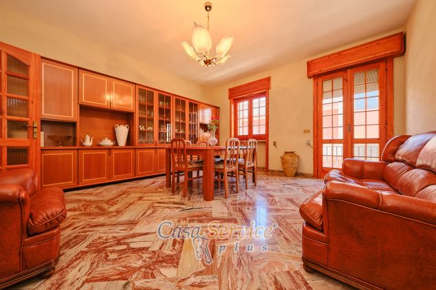 casa indipendente in vendita a Parabita