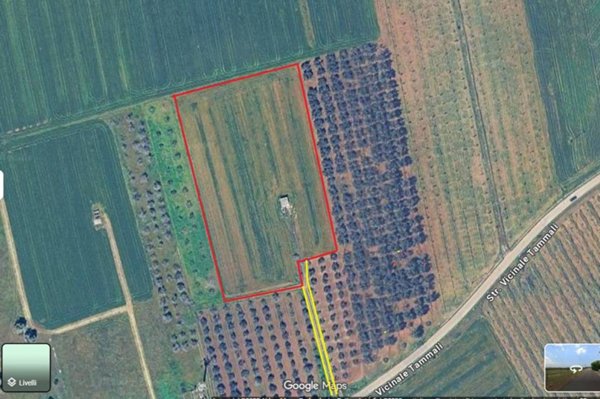 casa indipendente in vendita a Parabita