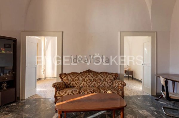 casa indipendente in vendita a Parabita