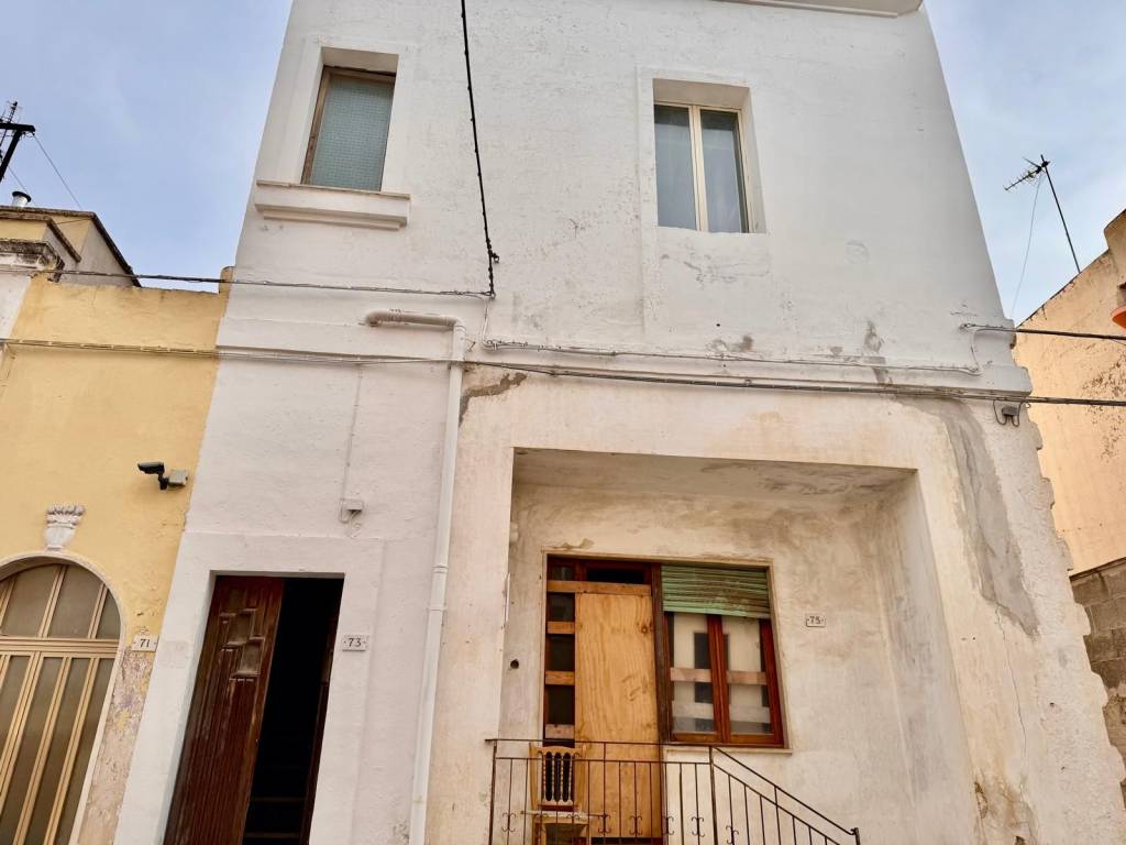 casa indipendente in vendita a Parabita