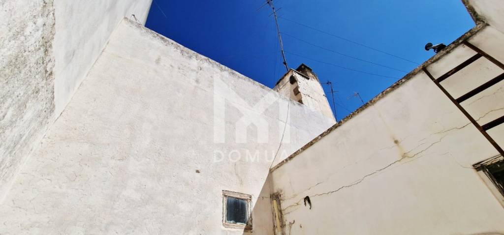 casa indipendente in vendita a Parabita