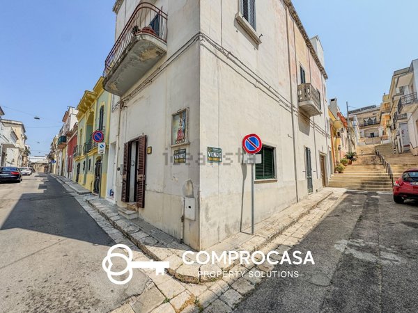 casa indipendente in vendita a Parabita