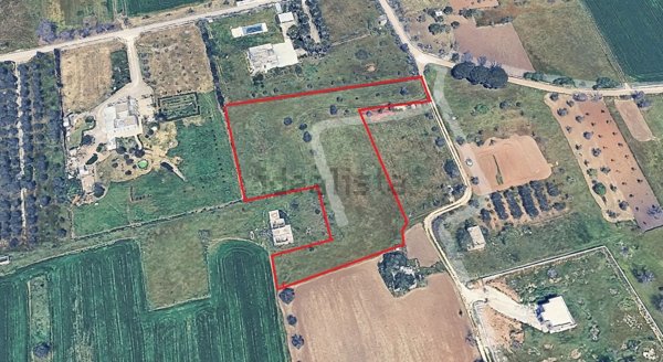 terreno agricolo in vendita a Parabita