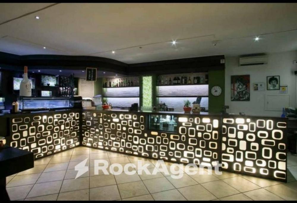 negozio in vendita a Parabita