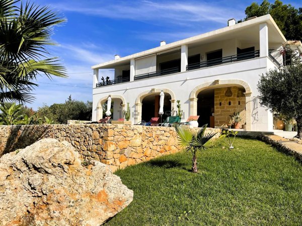 casa indipendente in vendita a Parabita