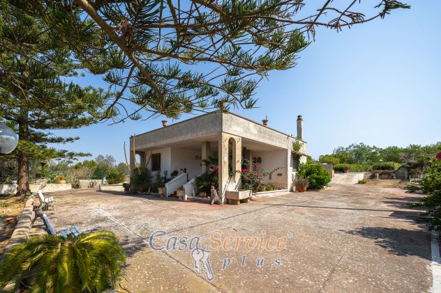 casa indipendente in vendita a Parabita