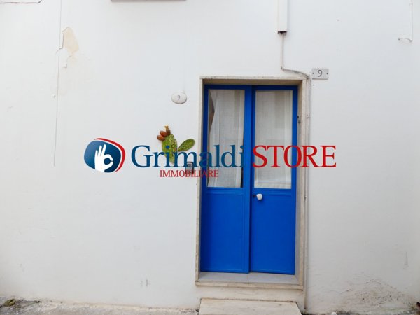 casa indipendente in vendita a Parabita