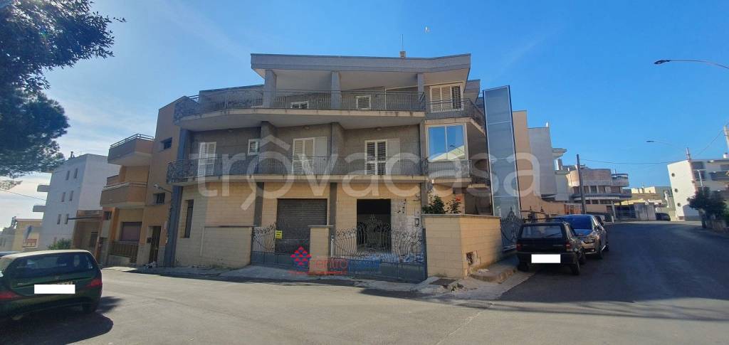 appartamento in vendita a Parabita