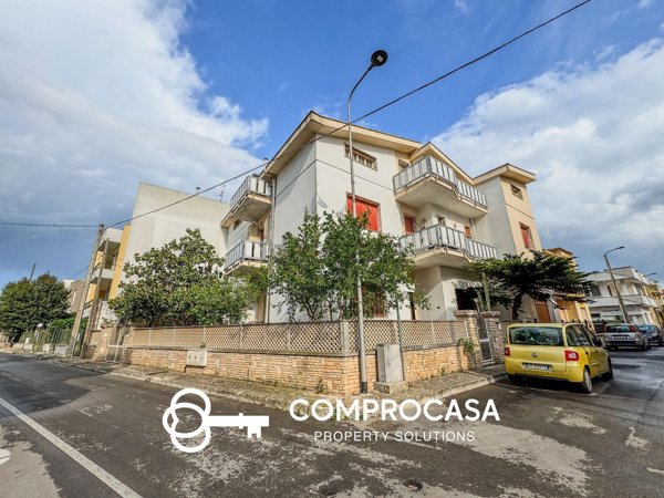 appartamento in vendita a Parabita