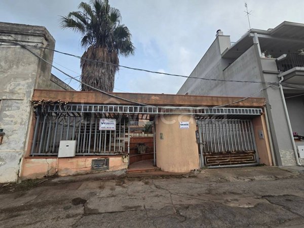 casa indipendente in vendita a Parabita
