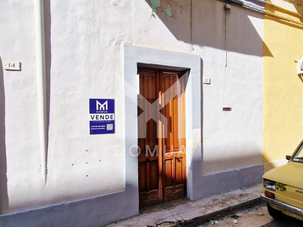 casa indipendente in vendita a Parabita