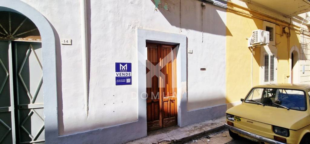 casa indipendente in vendita a Parabita