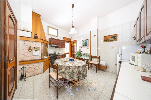 casa indipendente in vendita a Parabita