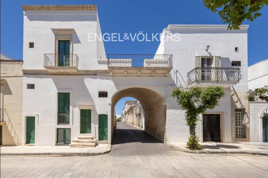 casa indipendente in vendita a Parabita