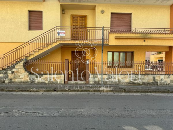 ufficio in vendita a Parabita