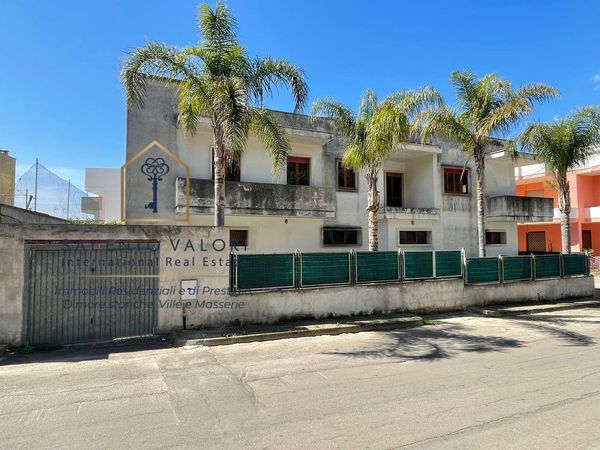 casa indipendente in vendita a Parabita