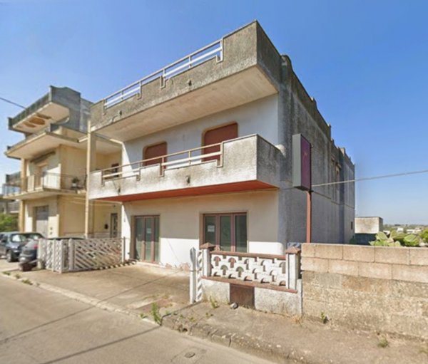 negozio in vendita a Parabita