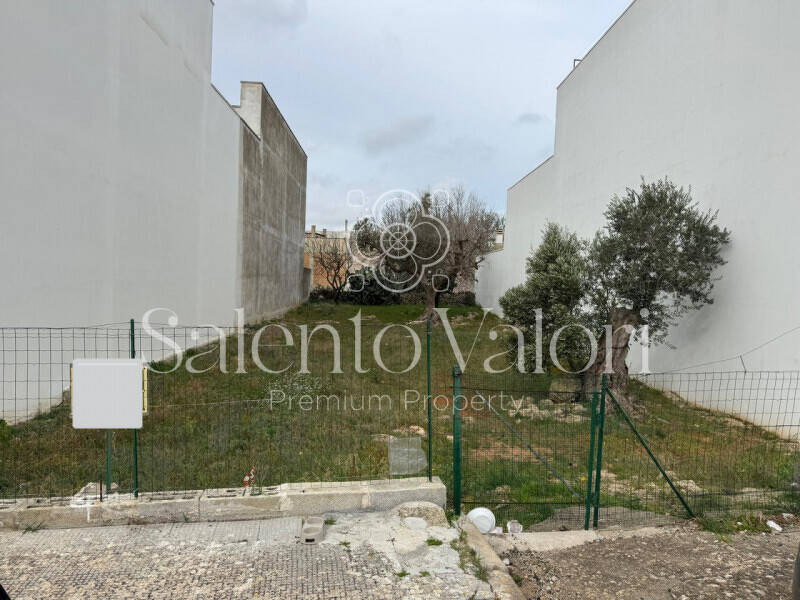 casa indipendente in vendita a Parabita