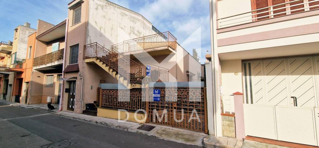 casa indipendente in vendita a Parabita