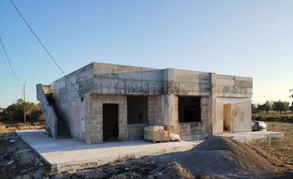 casa indipendente in vendita a Parabita