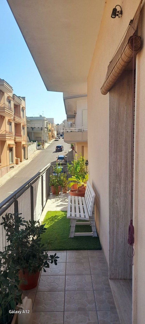 casa indipendente in vendita a Parabita