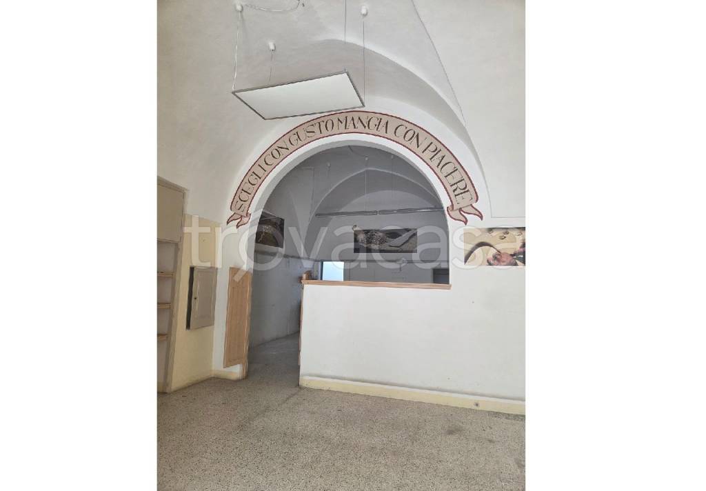 negozio in vendita a Parabita