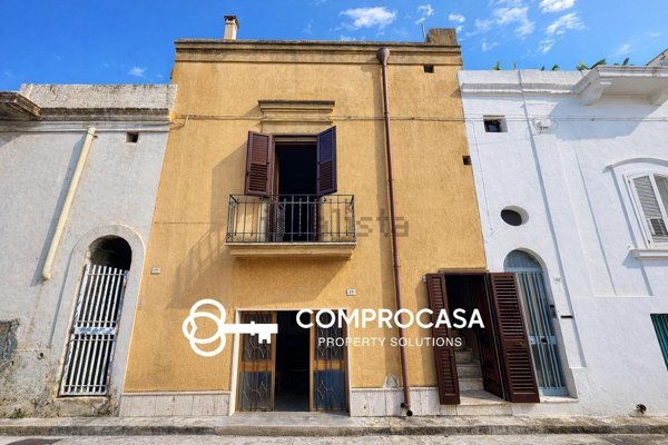 casa indipendente in vendita a Parabita