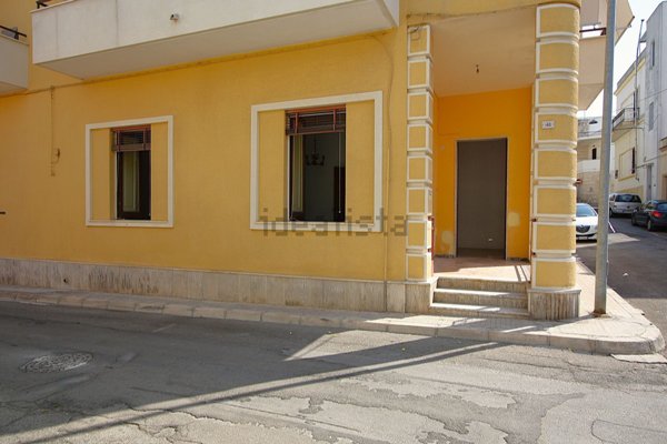casa semindipendente in vendita a Parabita