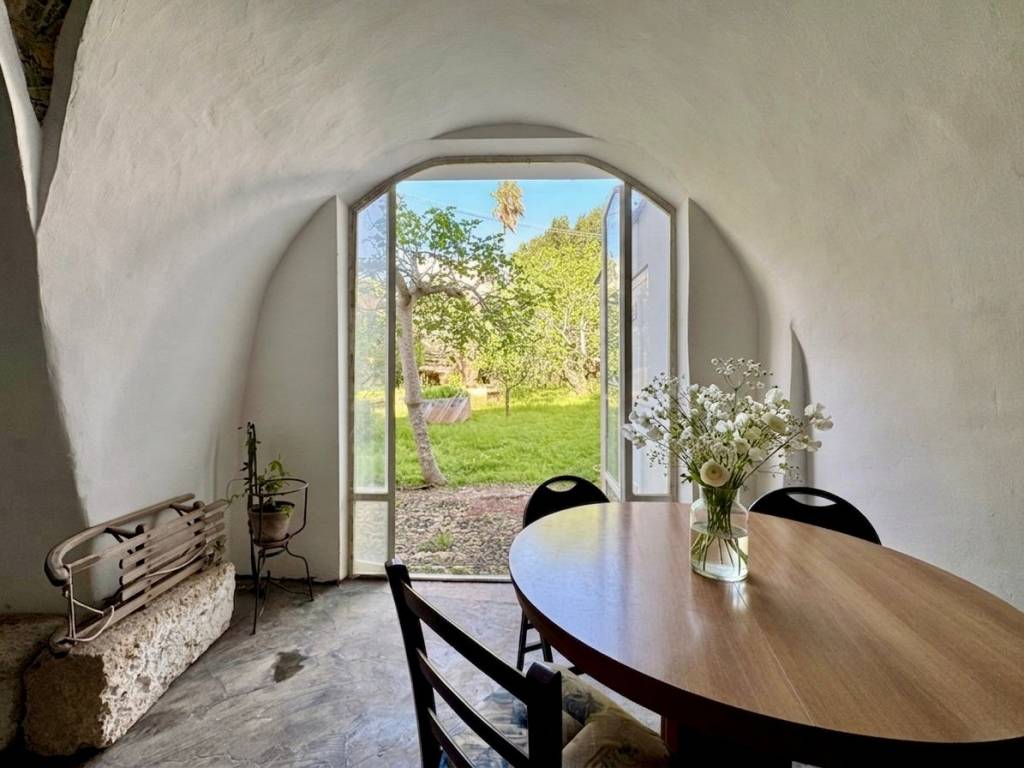 casa indipendente in vendita a Parabita