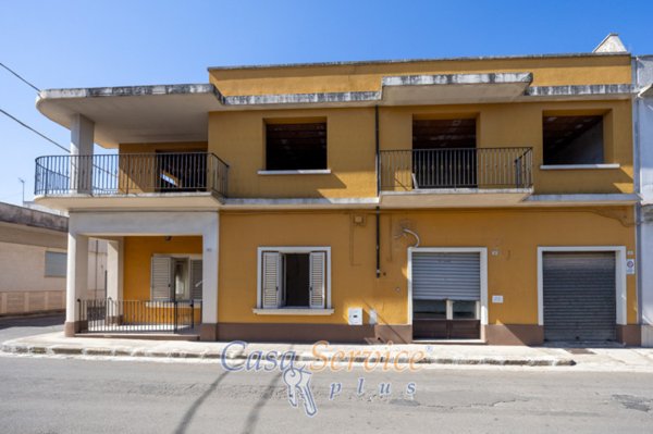 appartamento in vendita a Parabita