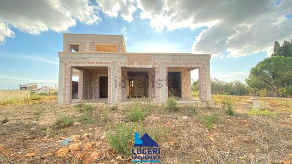 casa indipendente in vendita a Parabita