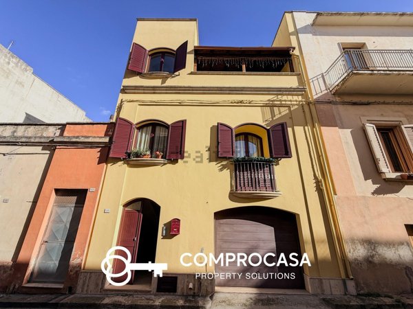 casa indipendente in vendita a Parabita