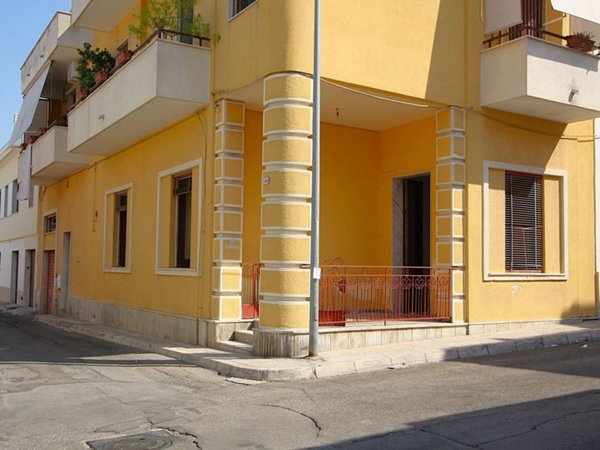 casa semindipendente in vendita a Parabita