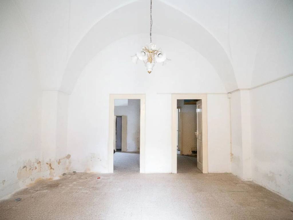casa indipendente in vendita a Parabita