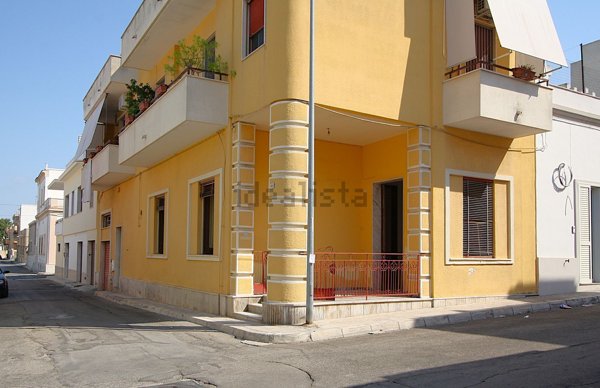 casa semindipendente in vendita a Parabita