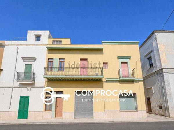 casa indipendente in vendita a Parabita