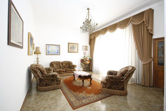 casa indipendente in vendita a Parabita