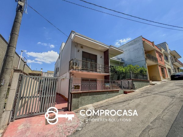 casa indipendente in vendita a Parabita