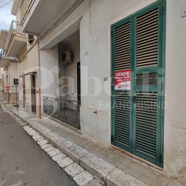 appartamento in vendita a Parabita