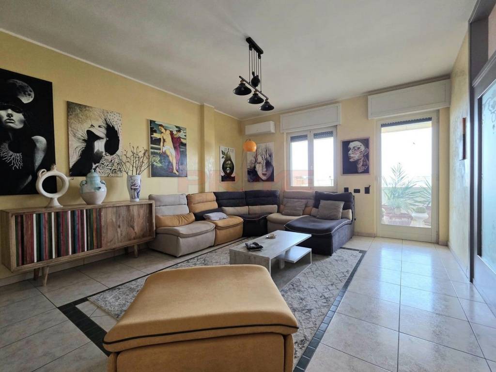 casa indipendente in vendita a Parabita
