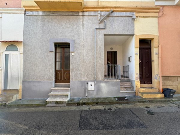 casa indipendente in vendita a Parabita