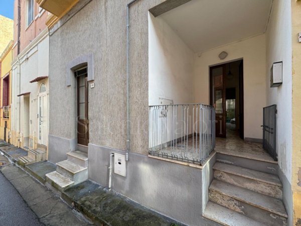 casa indipendente in vendita a Parabita