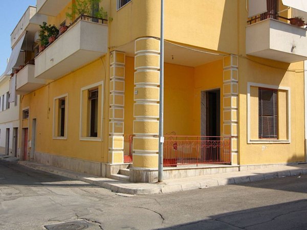 casa indipendente in vendita a Parabita