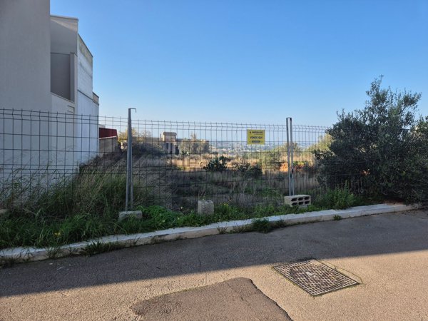 terreno in vendita a Parabita