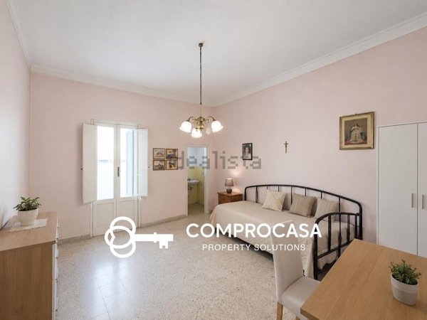 casa indipendente in vendita a Parabita