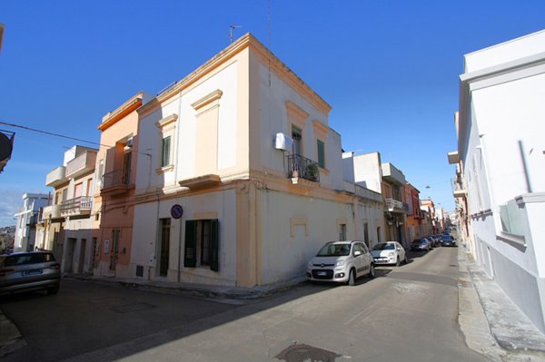 casa indipendente in vendita a Parabita