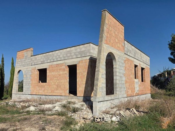 casa indipendente in vendita a Parabita
