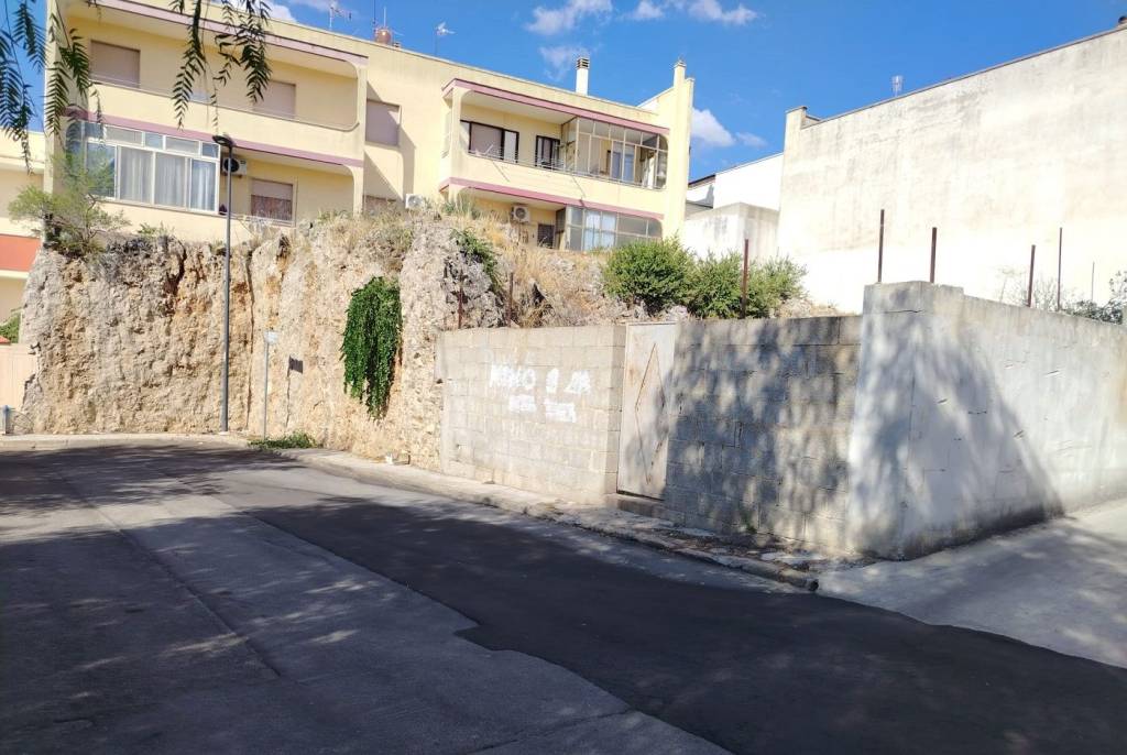 terreno in vendita a Parabita